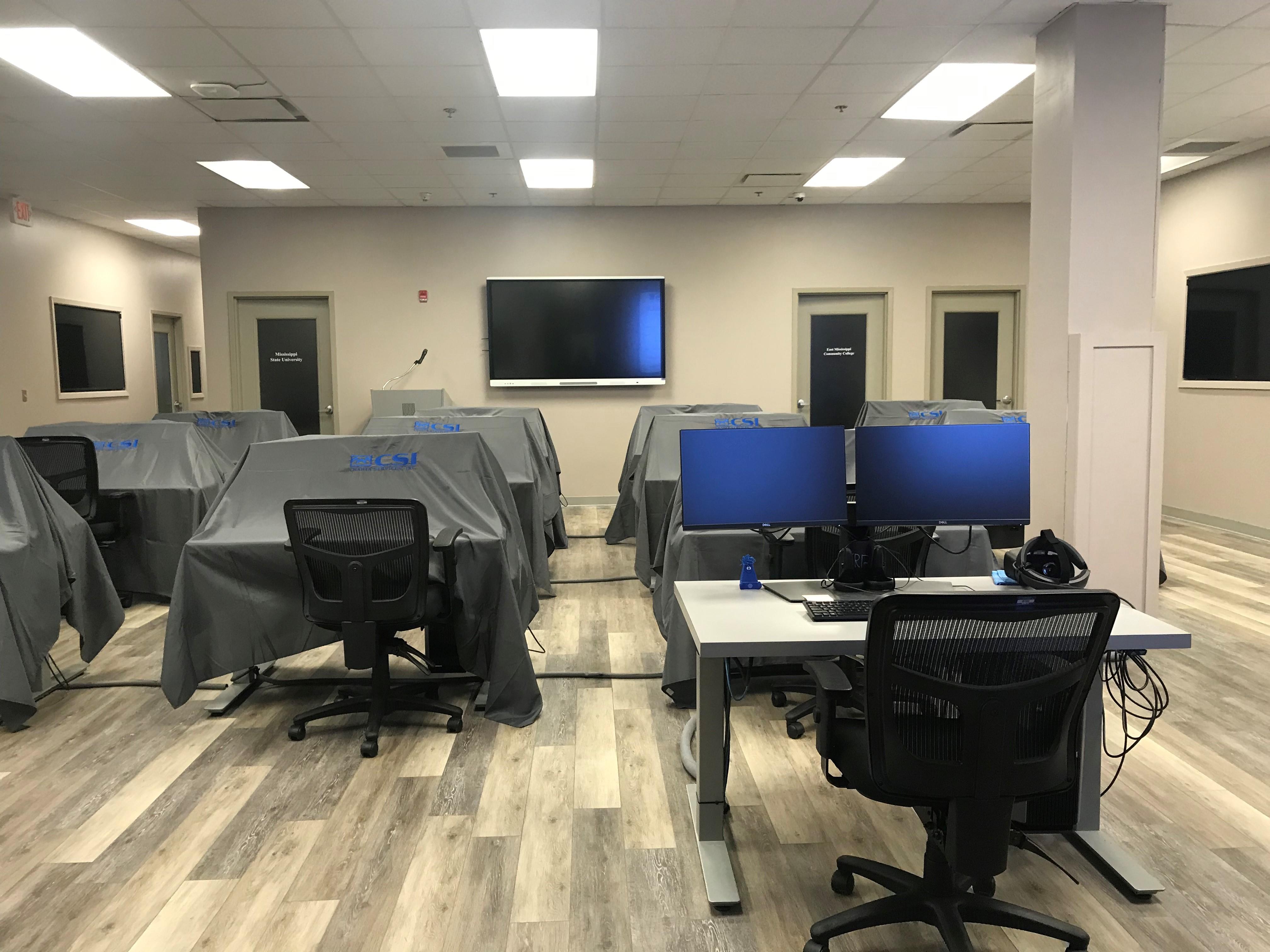 Large lab with 12 VR capable workstations