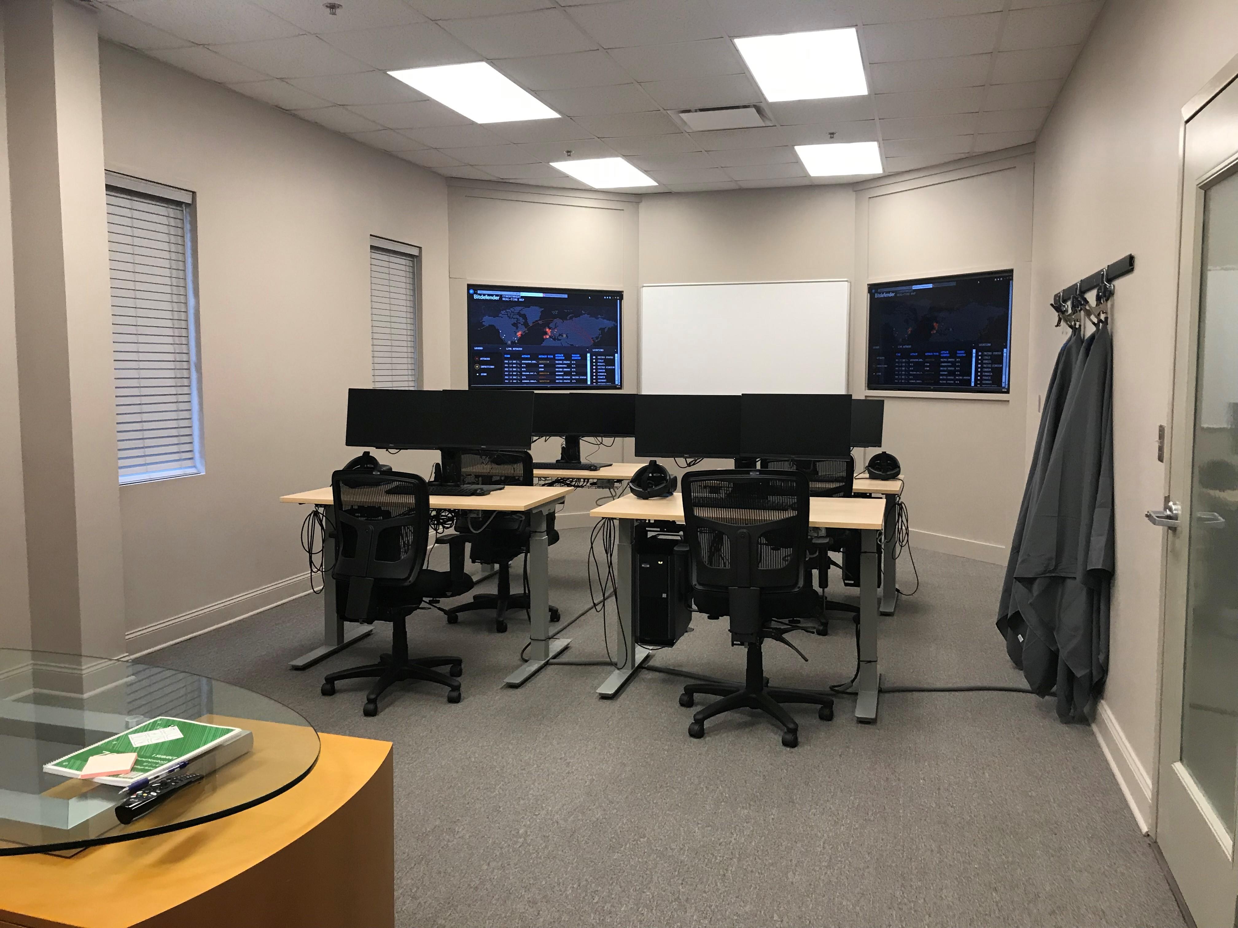 Private lab with 4 VR capable workstations